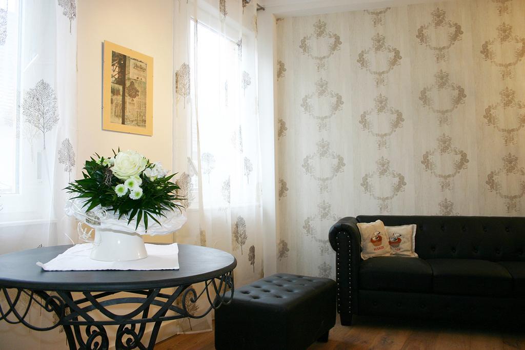 Apartment Königstrasse Bad Bergzabern Zimmer foto