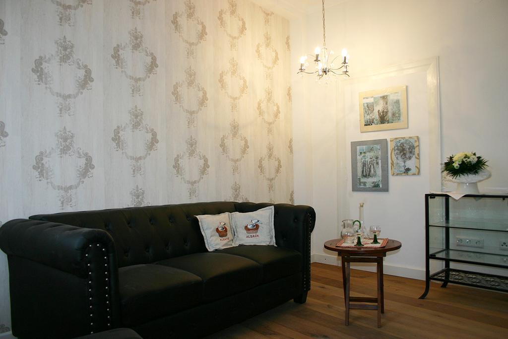 Apartment Königstrasse Bad Bergzabern Zimmer foto