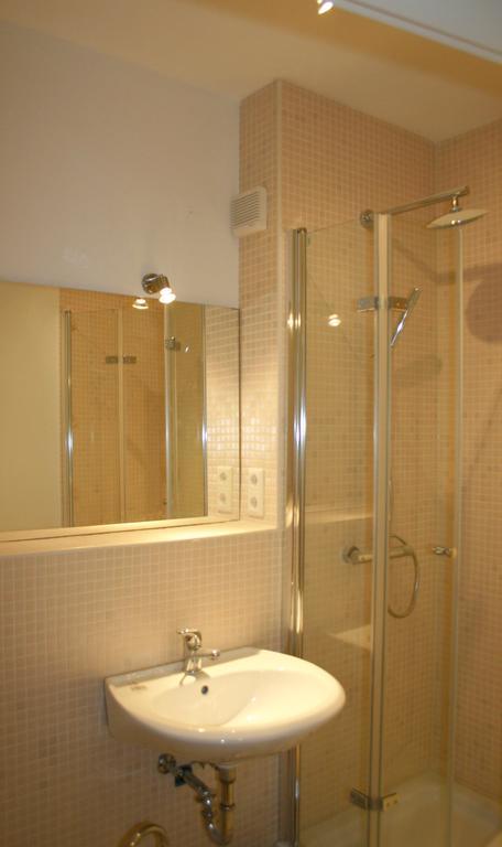 Apartment Königstrasse Bad Bergzabern Zimmer foto